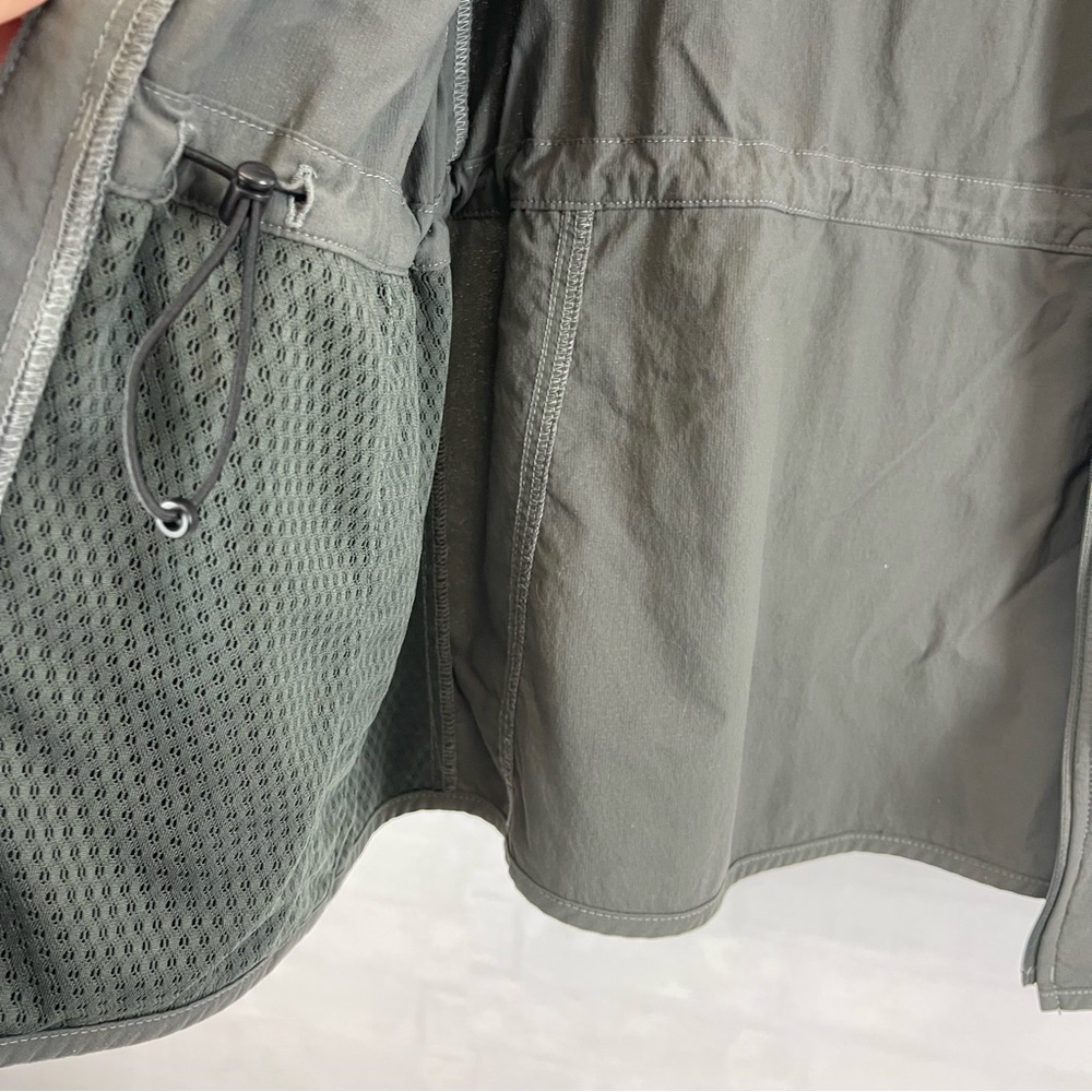 Royal Robbins Performance Utility Vest‎ Men’s M Gray Outdoor Travel Hiking Zip - Picture 13 of 16